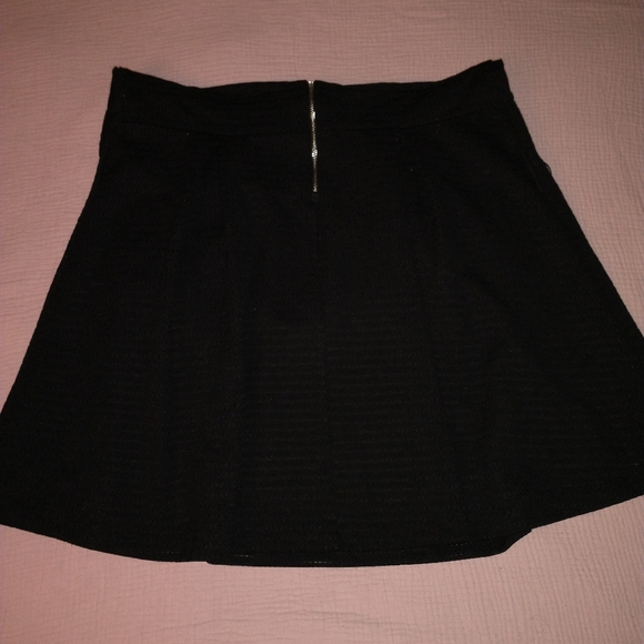 Dress - Picture 5 of 8